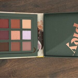 Pley Eyeshadow Makeup Palette